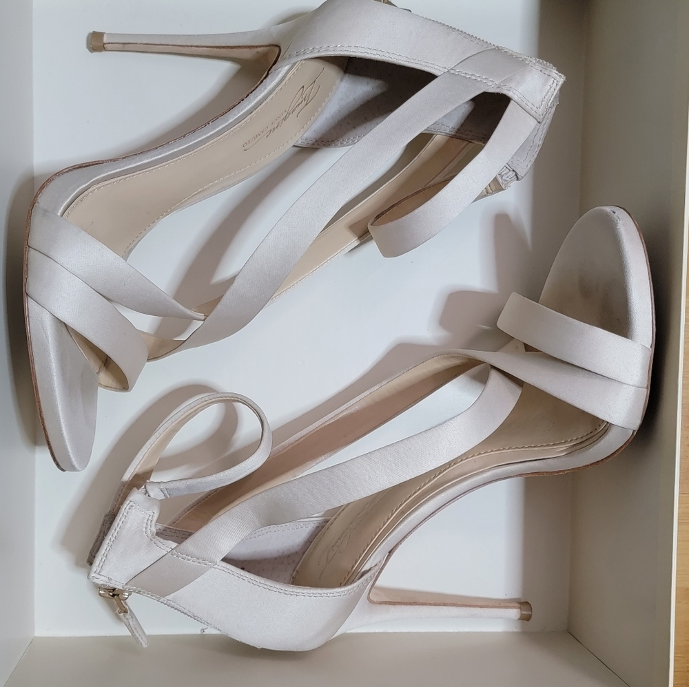 Imagine by Vince Camuto Devin Heeled Sandals